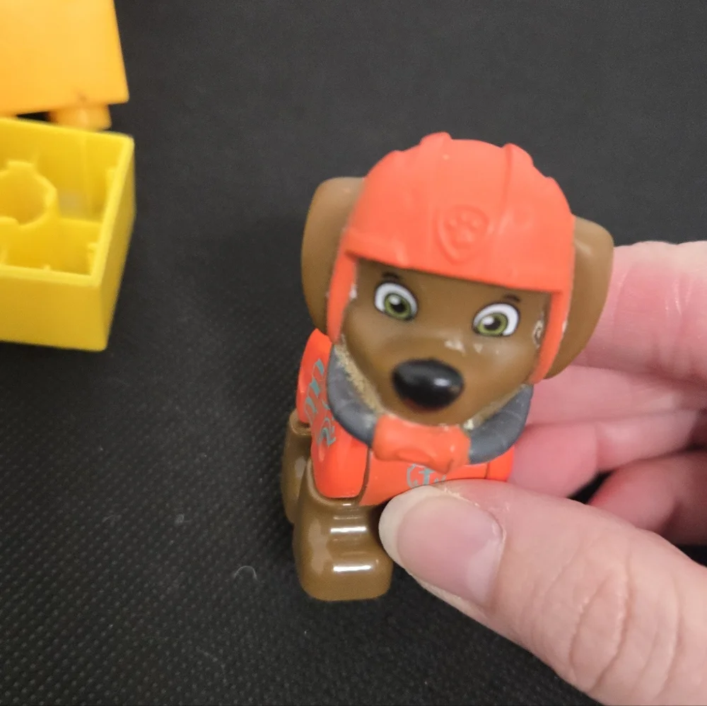 Small Lot Of 9 Blocks 1 Paw Patrol Figure Megablocks